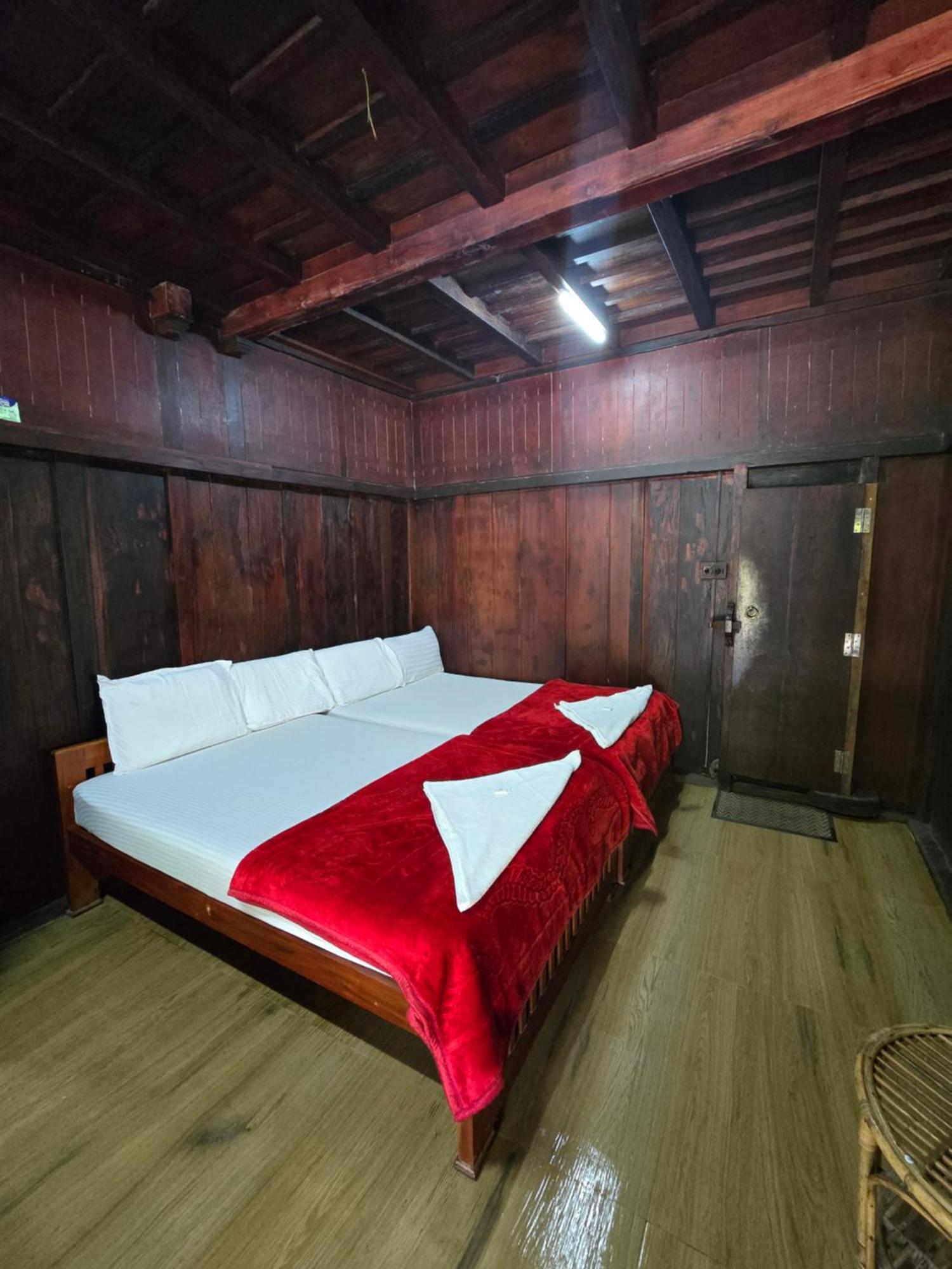 Nature Castle -Traditional Villa,Vattavada Kottakamboor 外观 照片